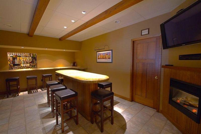 هتل South Thompson Inn & Conference Centre