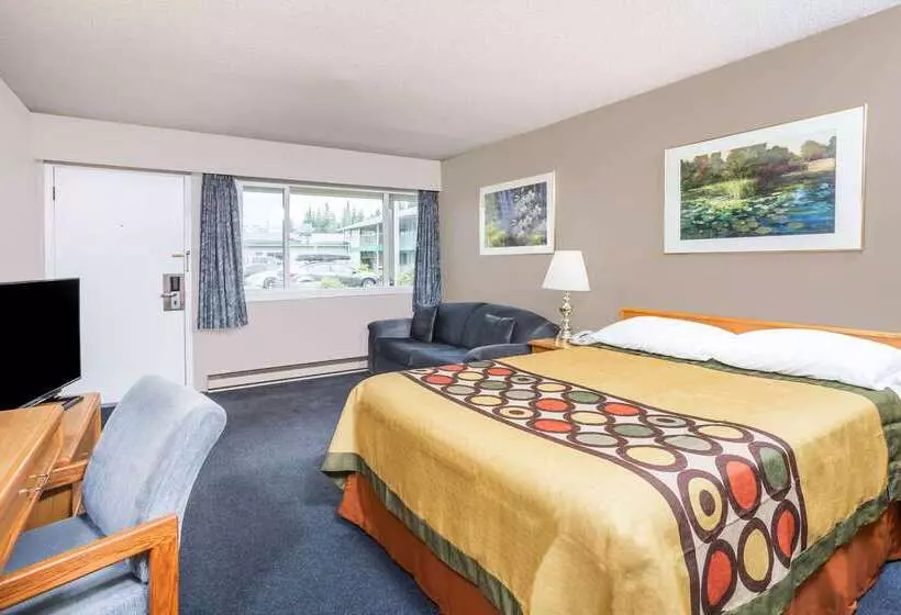 בית מלון כפרי Super 8 By Wyndham Quesnel Bc