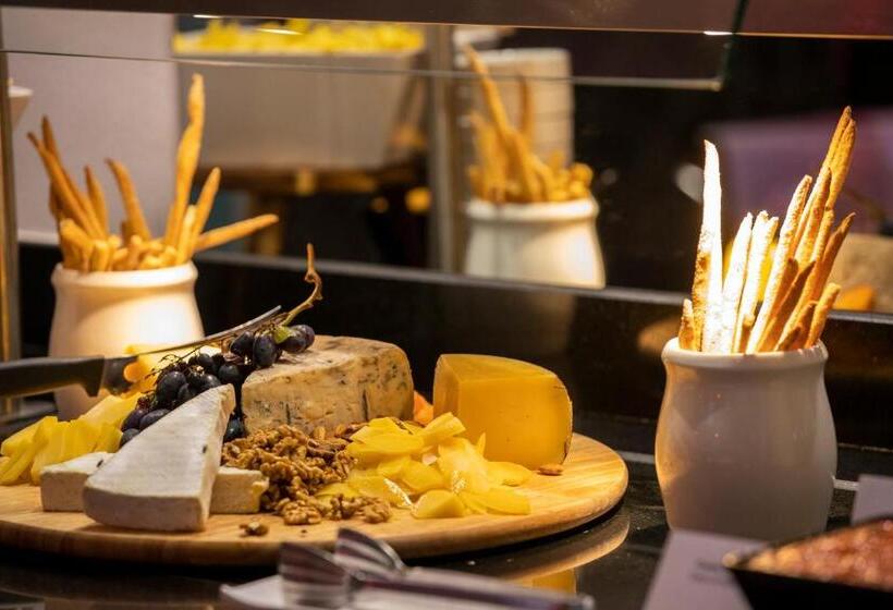 ホテル Tui Blue Kalamota Island   All Inclusive