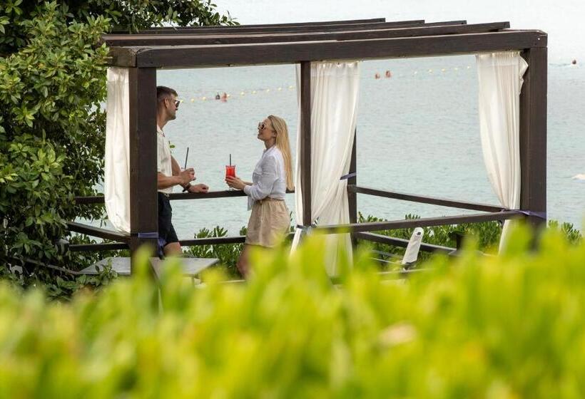 ホテル Tui Blue Kalamota Island   All Inclusive