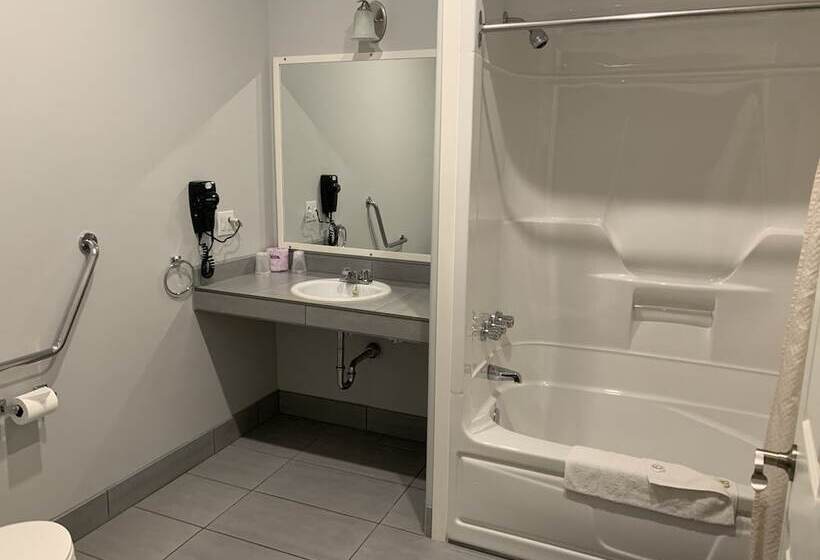 هتل Wells Gray Inn