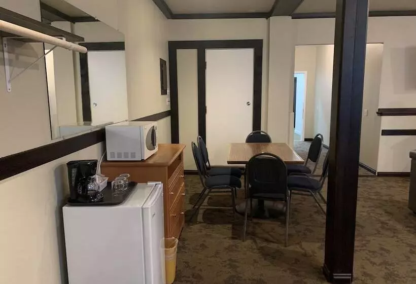 ホテル Wells Gray Inn