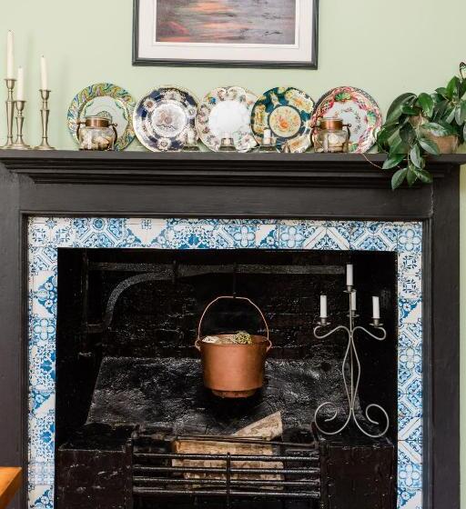 Отель Willow House Inn B&b