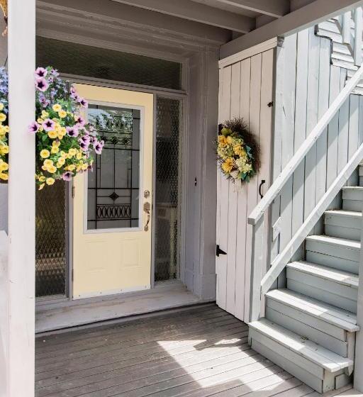 Отель Willow House Inn B&b