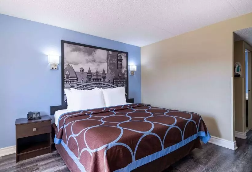 Мотель Super 8 By Wyndham Toronto East On