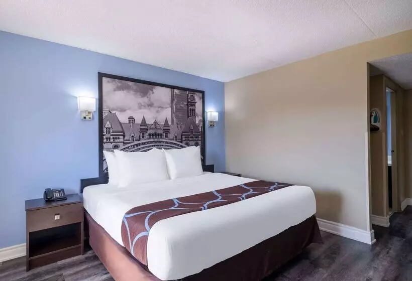 Мотель Super 8 By Wyndham Toronto East On
