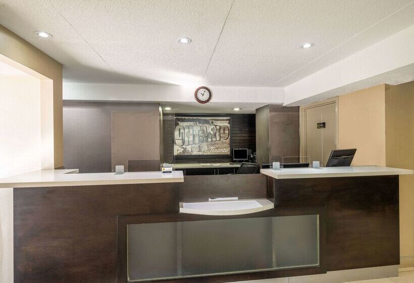 モーテル Super 8 By Wyndham Toronto East On