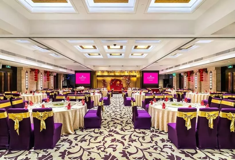 Отель Guangdong Victory