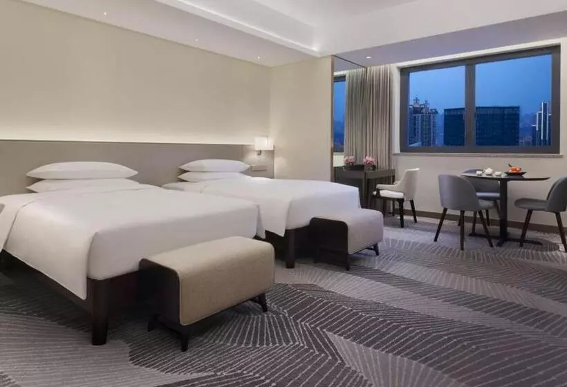 Отель Hyatt Regency Metropolitan Chongqing