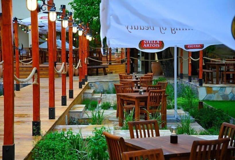 هتل Villa St. Tropez