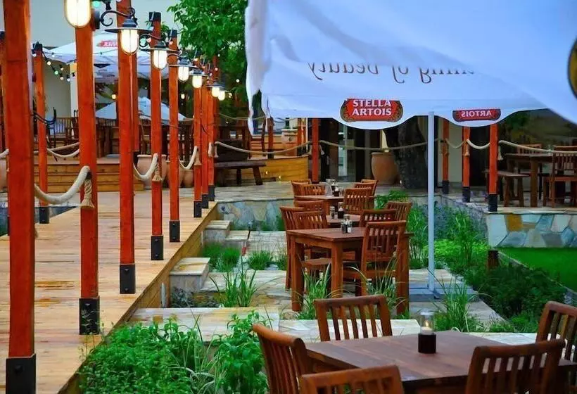 هتل Villa St. Tropez