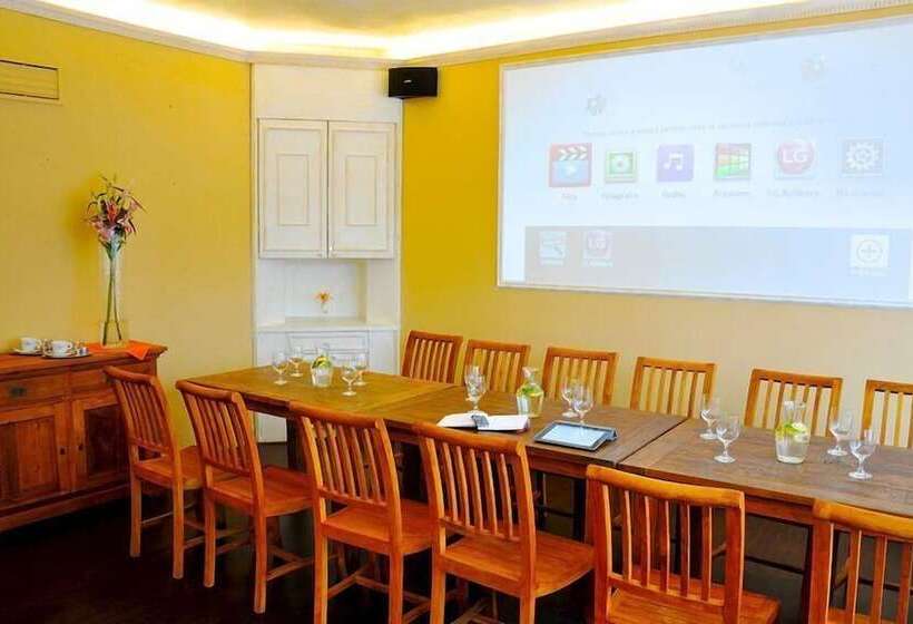 هتل Villa St. Tropez