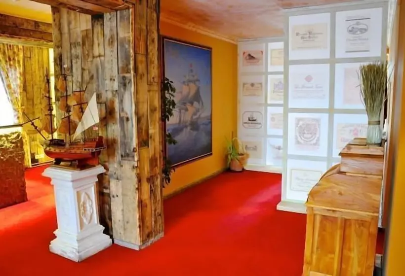 هتل Villa St. Tropez