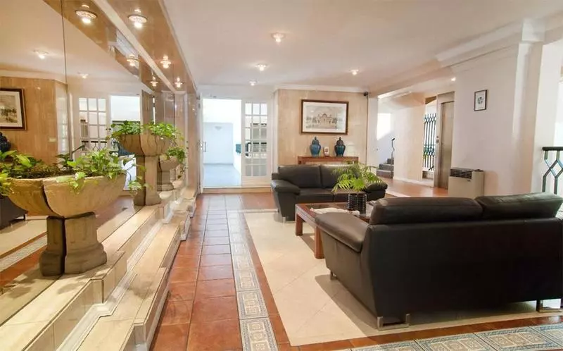 Park Plaza Apartments