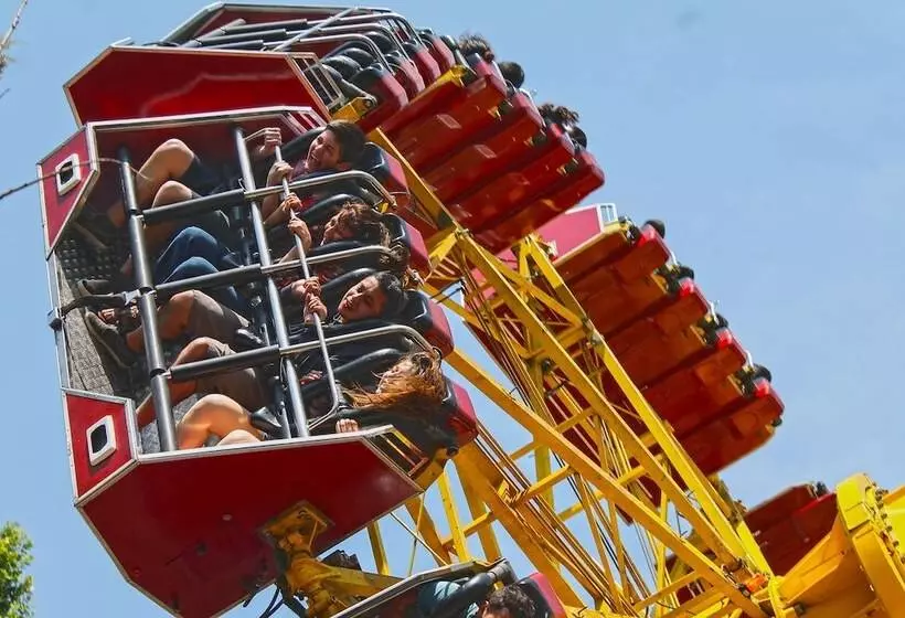 Park Plaza Apartments