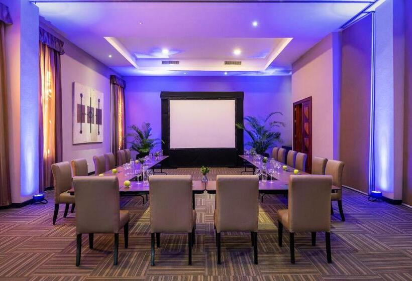 استراحتگاه Jewel Palm Beach