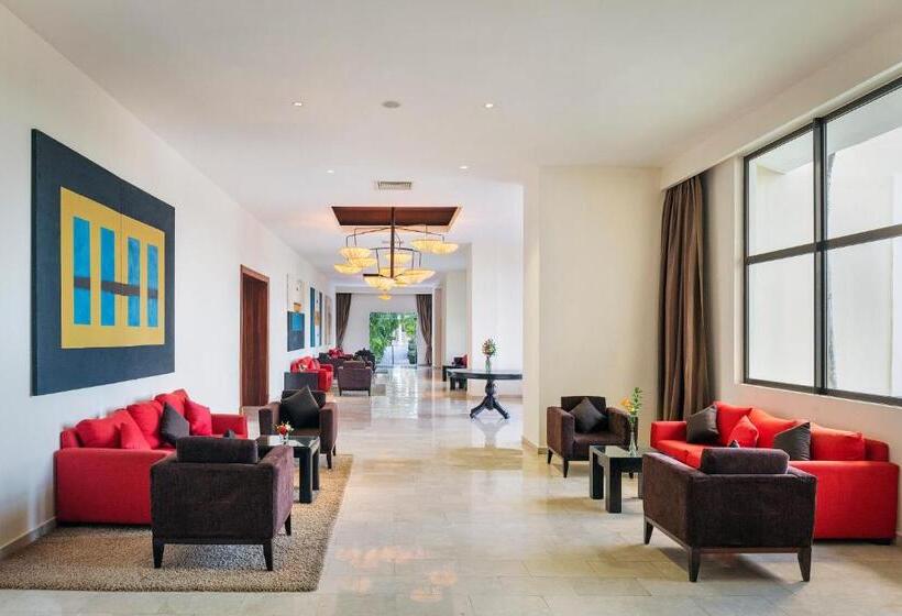 استراحتگاه Jewel Palm Beach