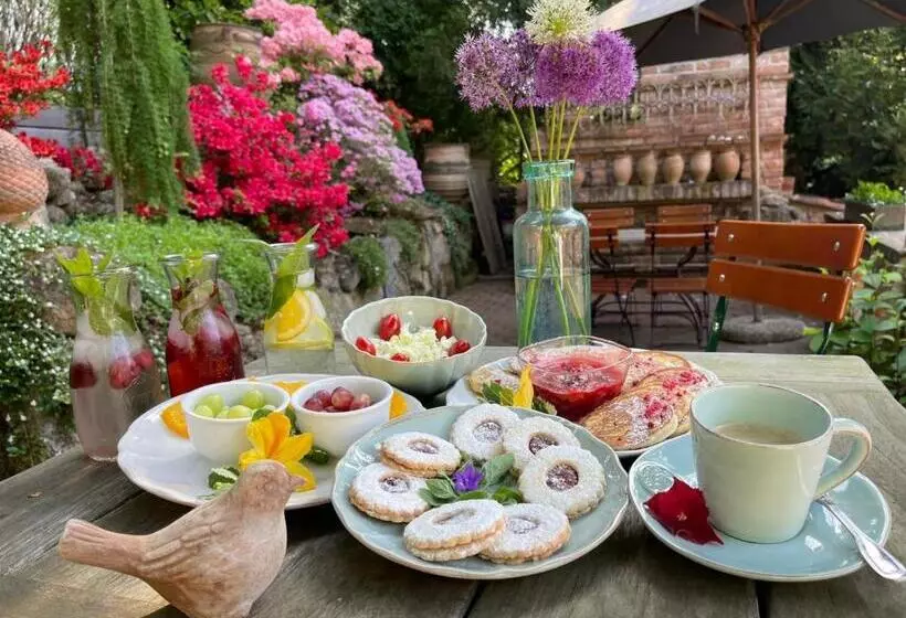 Romantik Hotel U Raka