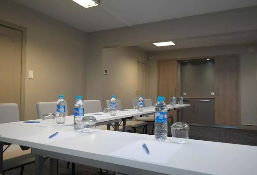 בית מלון כפרי Best Western Le Bois De La Marche