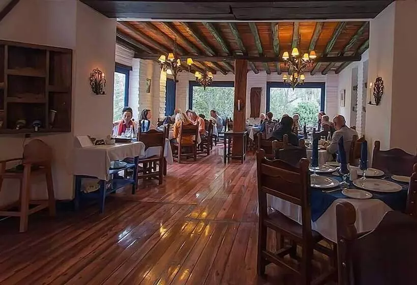 호텔 Hostería Hacienda Pinsaqui