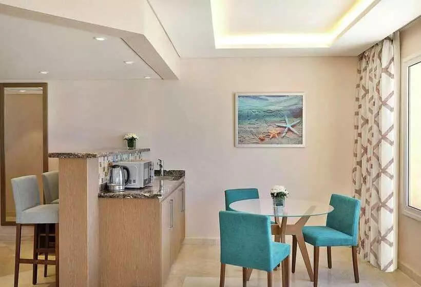 هتل Hilton Hurghada Plaza