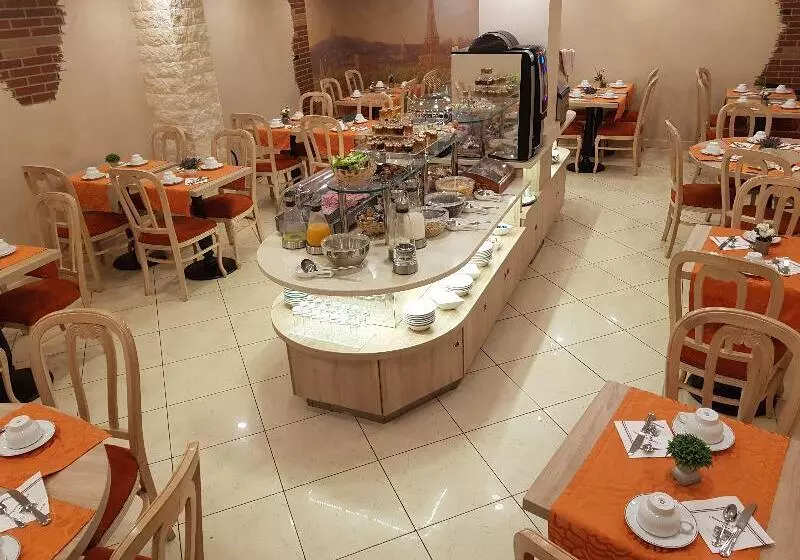 هتل Champerret Elysees