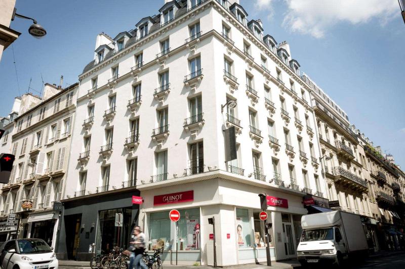 هتل Du Triangle D Or