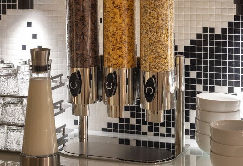 ホテル Duminy Vendome