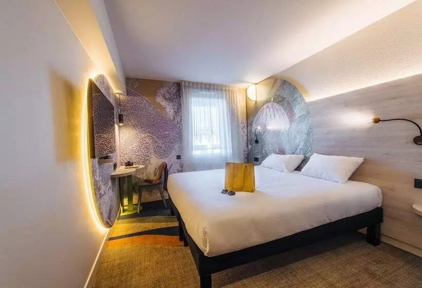 Отель Ibis Styles Antibes