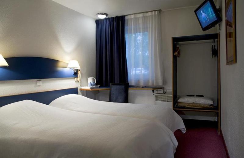 בית מלון כפרי Kyriad Lille Est Villeneuve D Ascq