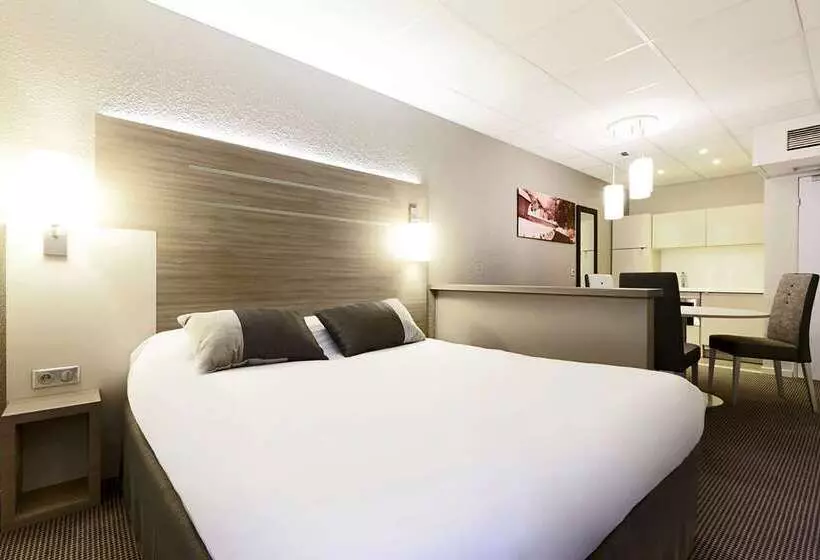 Отель Best Western Voiron Centre