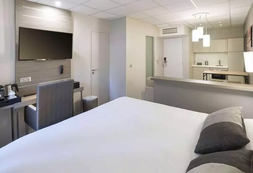 Отель Best Western Voiron Centre