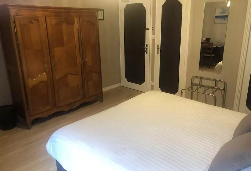 Logis Hotel De La Corniche