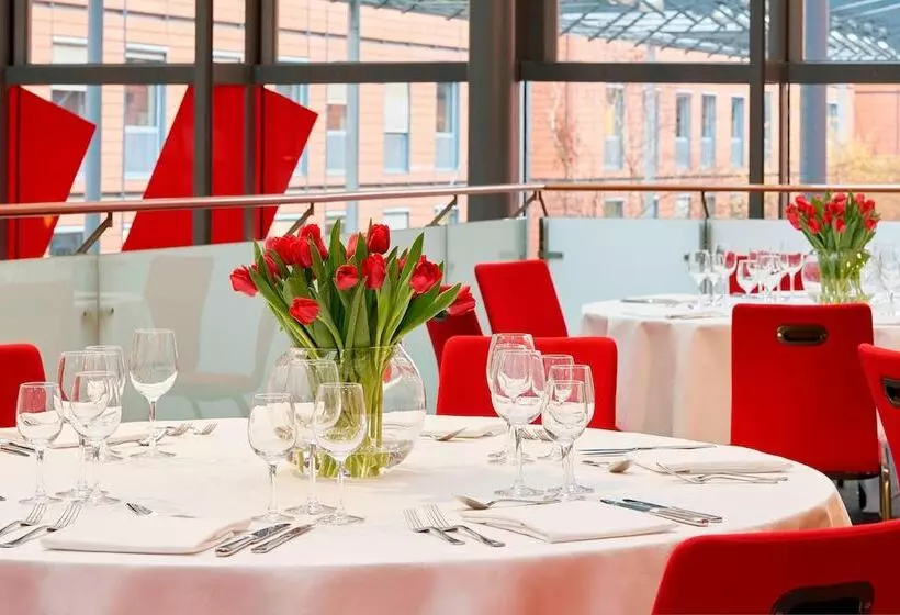 Lyon Marriott Hotel Cité Internationale