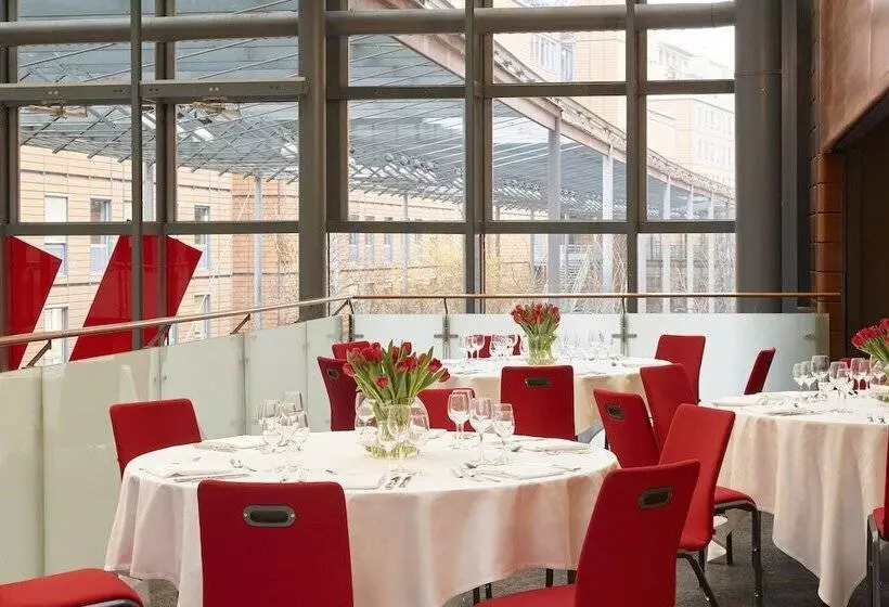 Lyon Marriott Hotel Cité Internationale