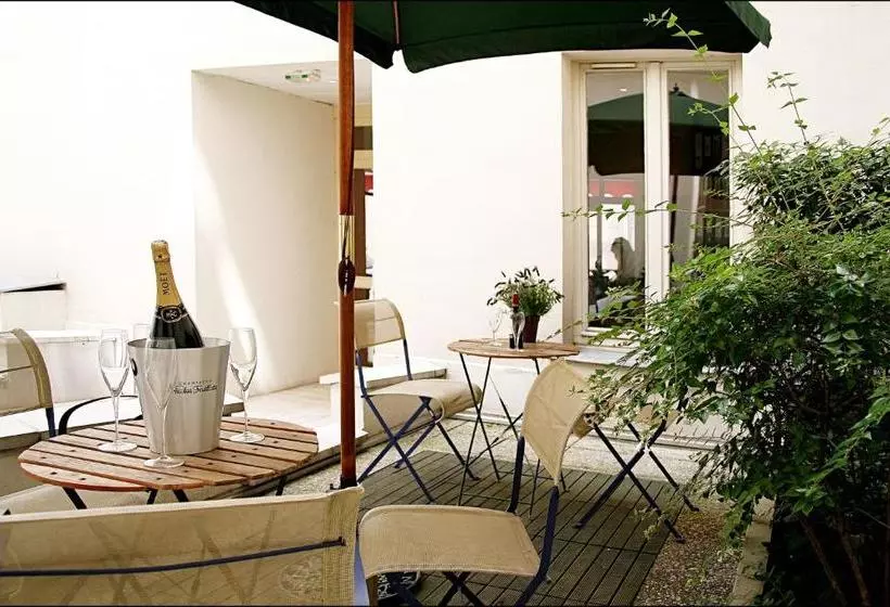 ホテル Pavillon Villiers Etoile