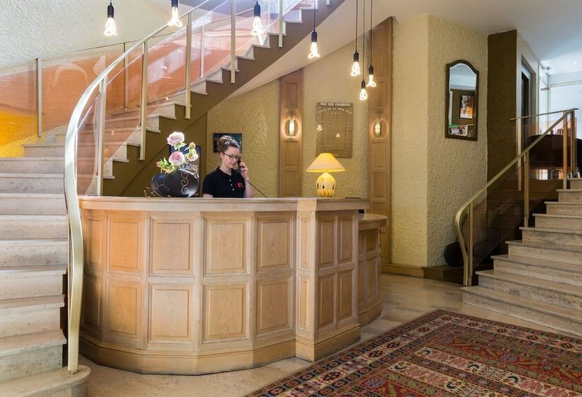 فندق Hôtel Tour Maje