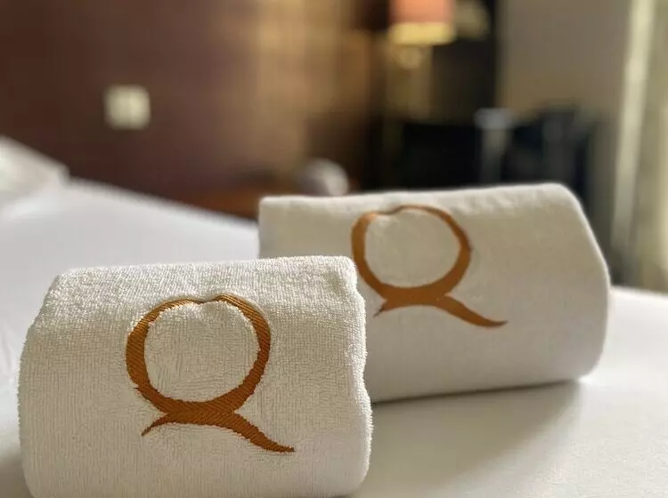 Отель Le Roncevaux