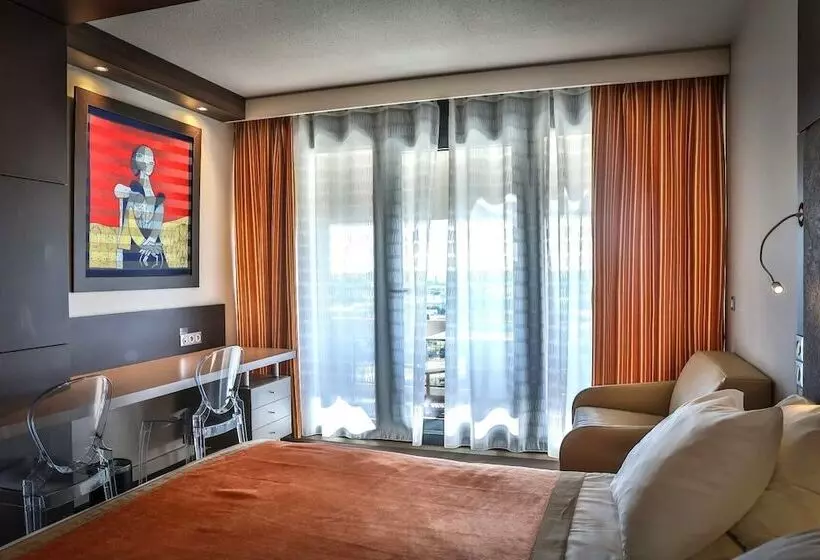 Отель & Spa Vatel