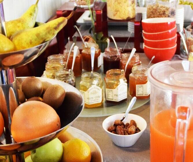 Brit Hotel Bordeaux Aéroport   Le Soretel