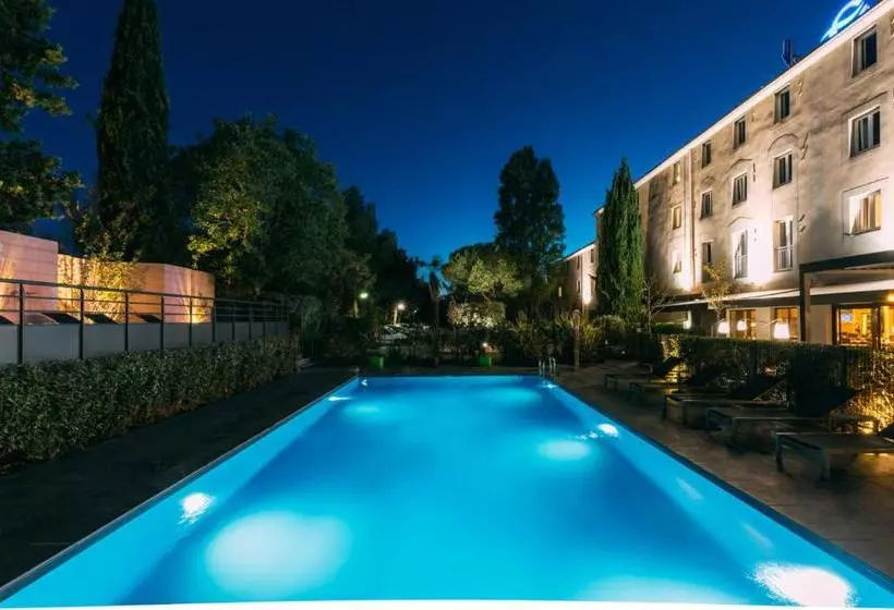 בית מלון כפרי Escale Oceania Aixenprovence