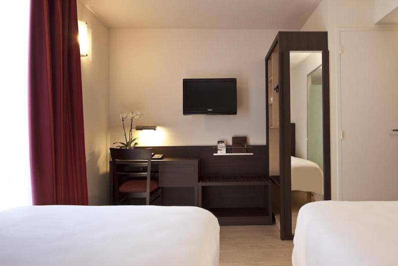 هتل Escale Oceania Aixenprovence