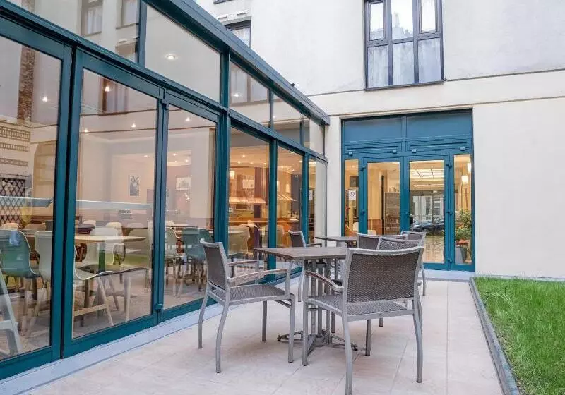 هتل Ibis Paris Bastille Faubourg St Antoine