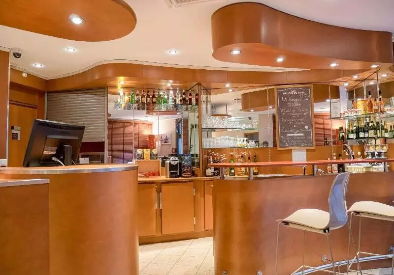 هتل Ibis Paris Bastille Faubourg St Antoine