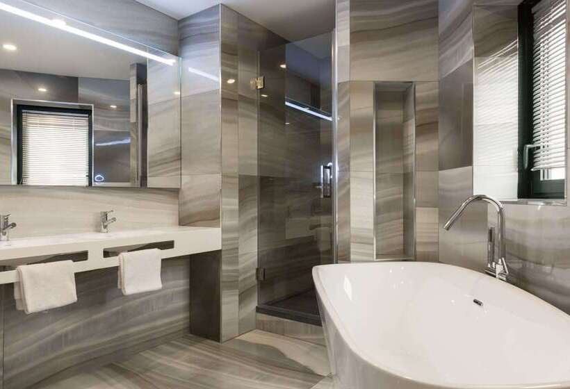 هتل Mercure Paris Nanterre