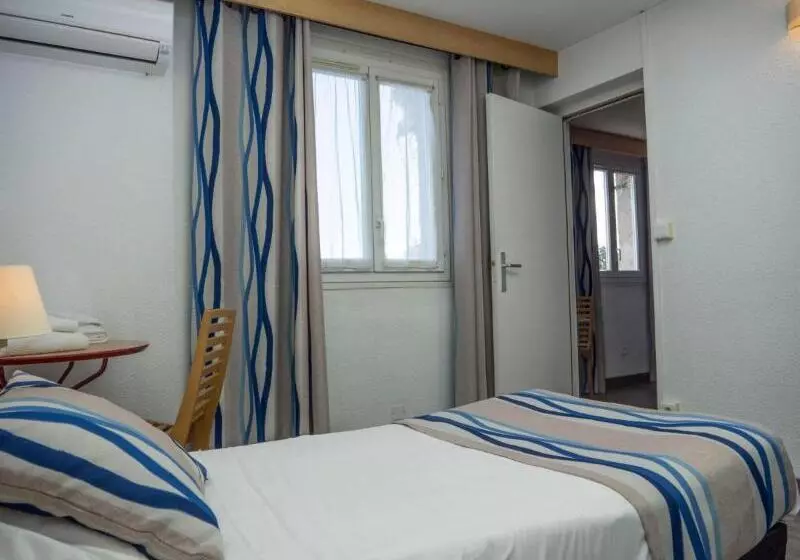 Logis Hotel Restaurant Uzès Pont Du Gard