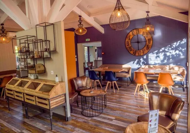 Logis Hotel Restaurant Uzès Pont Du Gard