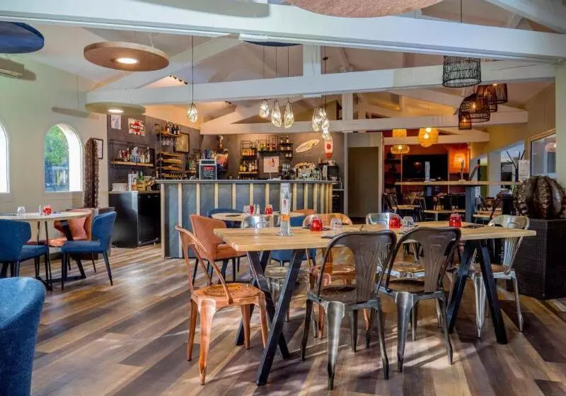 Logis Hotel Restaurant Uzès Pont Du Gard