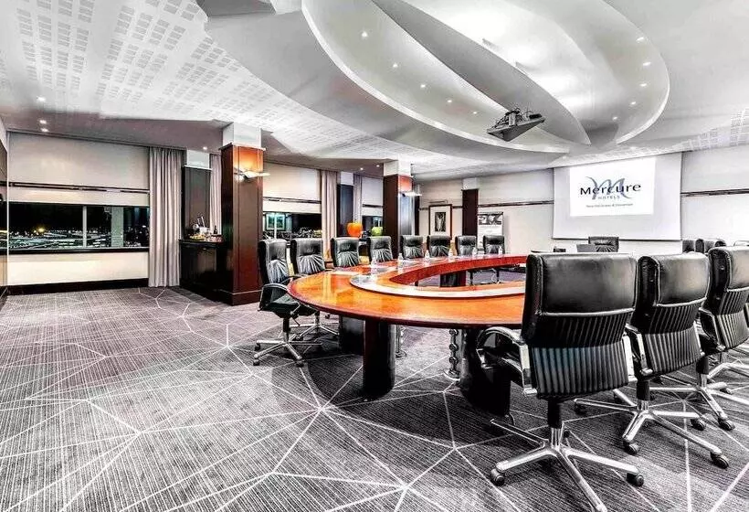 Hotel Mercure Paris Cdg Airport & Convention