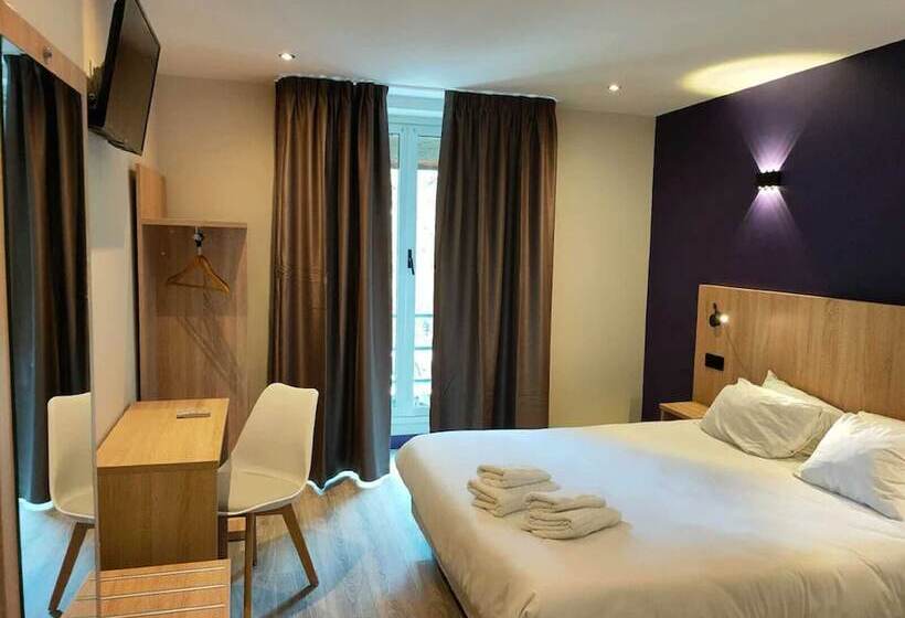 ホテル Modern Est